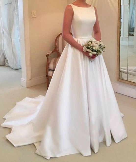 vestido de noiva de cetim simples