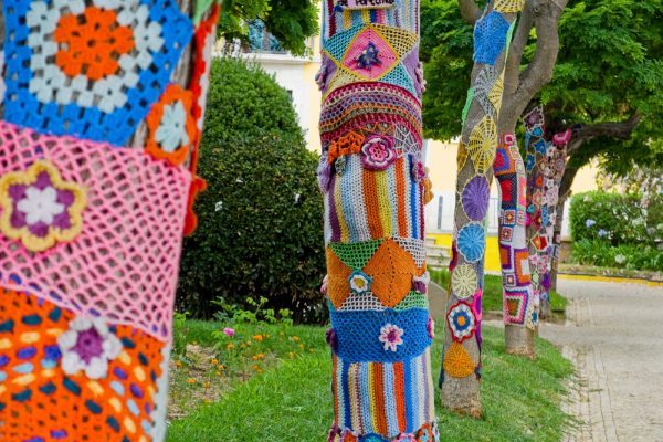 Yarn Bombing: O Tricô como Forma de Arte Urbana